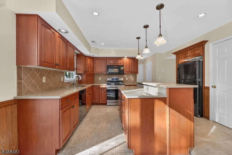 12 Pebble Beach Way Washington NJ 07882