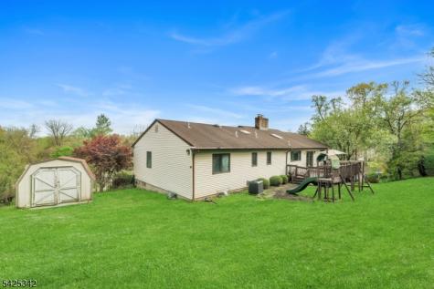 204 Queens Lane Mountainside NJ 07092
