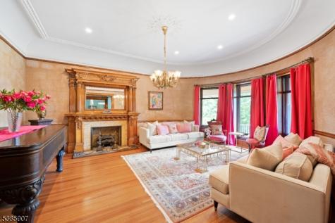 30 N Mountain Avenue Montclair NJ 07042