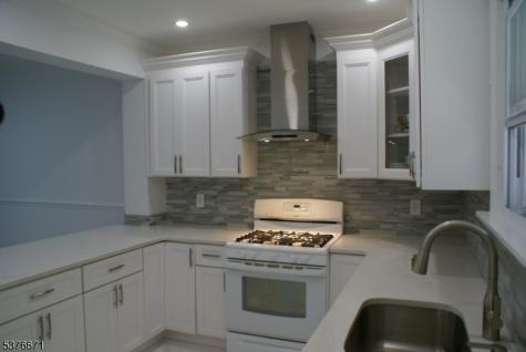 325 W Broadway Paterson NJ 07522
