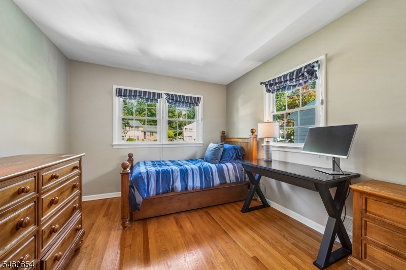 10 Hampton Terrace Livingston NJ 07039