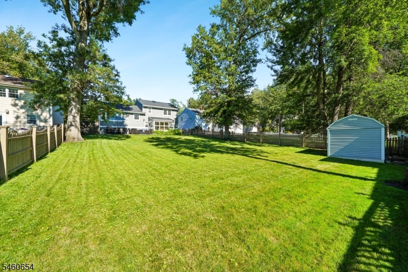 10 Hampton Terrace Livingston NJ 07039