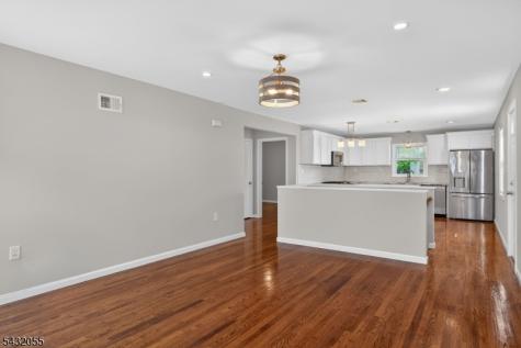 103 Berkshire Place Irvington NJ 07111