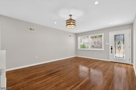 103 Berkshire Place Irvington NJ 07111