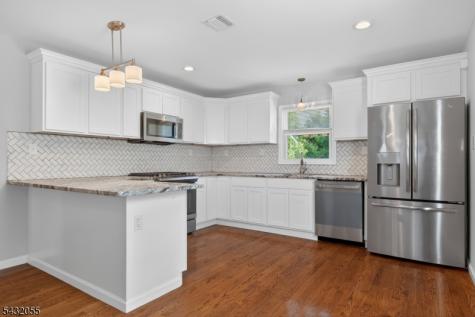 103 Berkshire Place Irvington NJ 07111