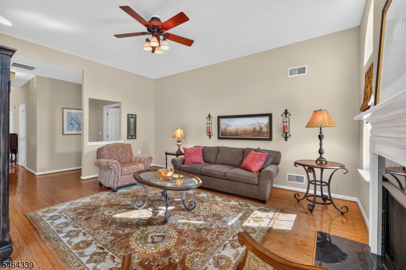 32 Daulton Drive Franklin NJ 08873