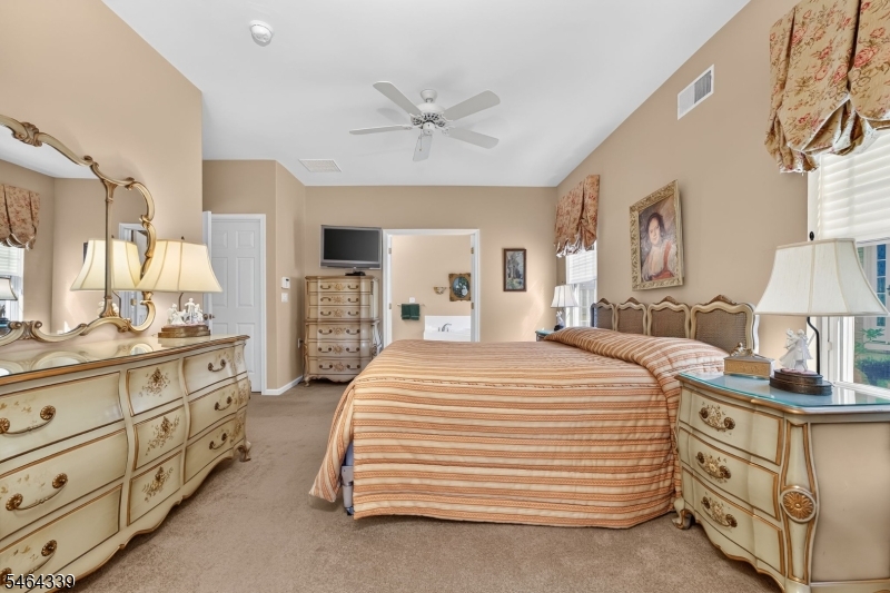 32 Daulton Drive Franklin NJ 08873