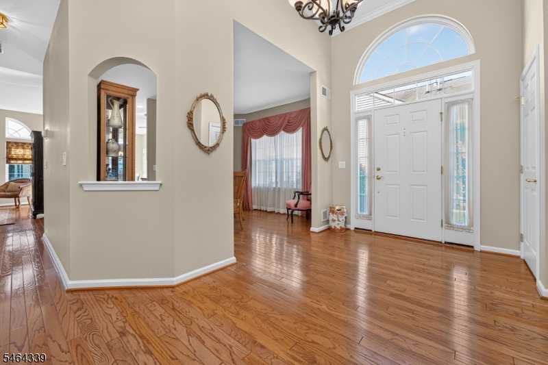 32 Daulton Drive Franklin NJ 08873