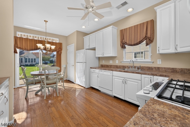 32 Daulton Drive Franklin NJ 08873