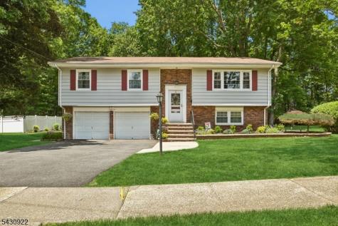 42 Davenport Avenue Roseland NJ 07068