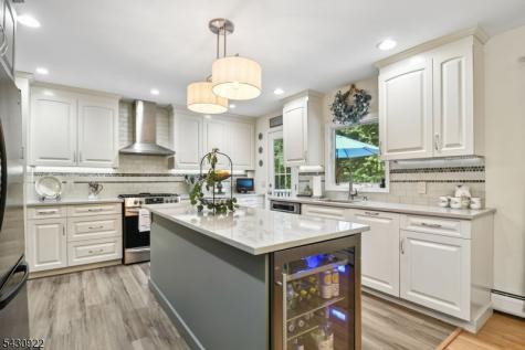 42 Davenport Avenue Roseland NJ 07068