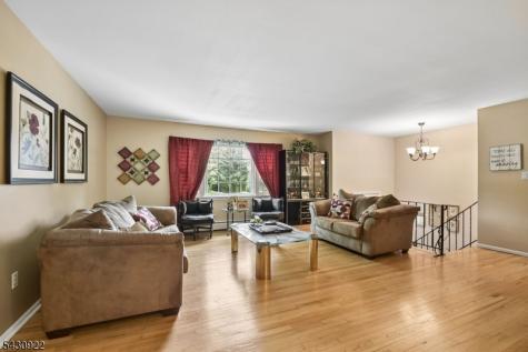 42 Davenport Avenue Roseland NJ 07068