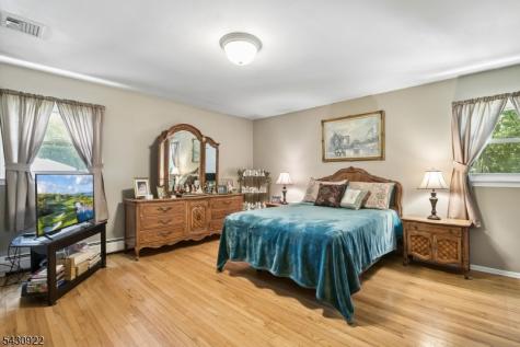 42 Davenport Avenue Roseland NJ 07068