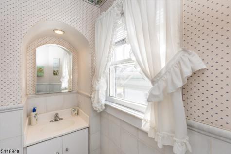 11 Lowell Avenue West Orange NJ 07052