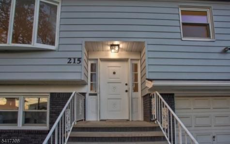 215 E 10th Avenue Roselle NJ 07203