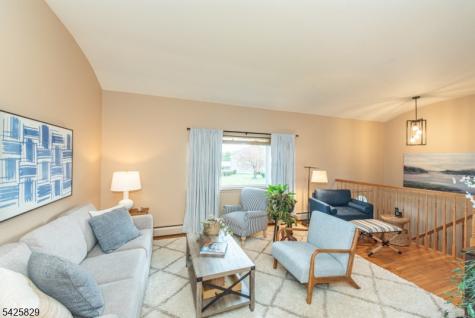 12 Henry Street Roxbury NJ 07876