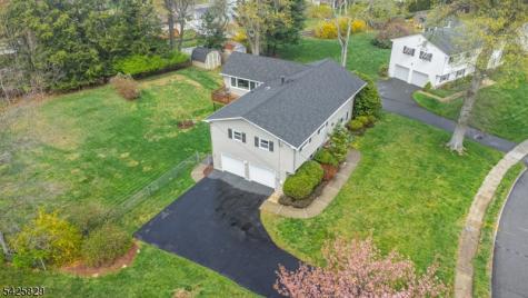 12 Henry Street Roxbury NJ 07876