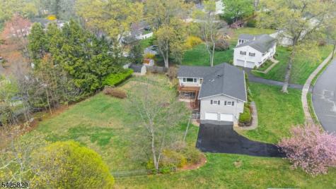 12 Henry Street Roxbury NJ 07876