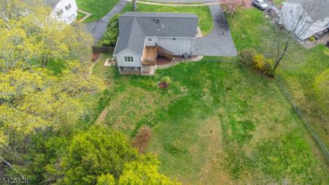 12 Henry Street Roxbury NJ 07876
