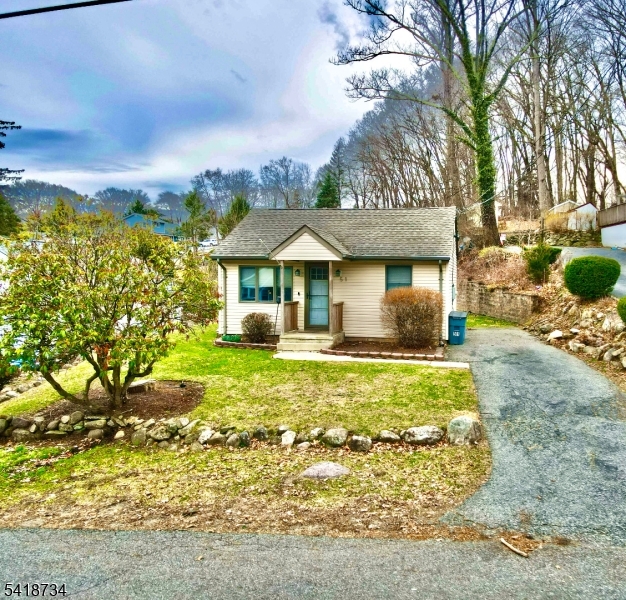 51 Terrace Avenue Butler NJ 07405
