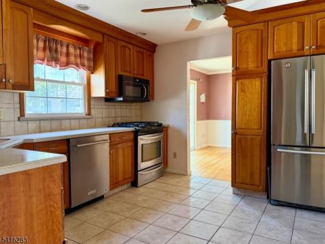 210 Burns Way Fanwood NJ 07023