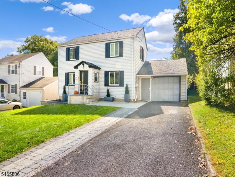 12 Nutwold Avenue West Orange NJ 07052
