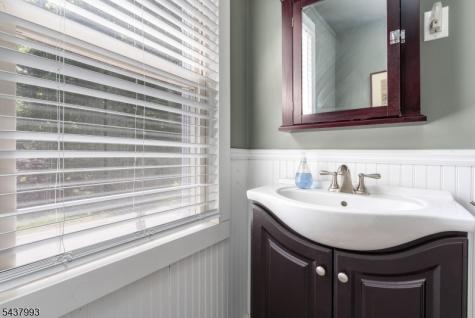 2 Overlook Avenue Peapack Gladstone NJ 07934