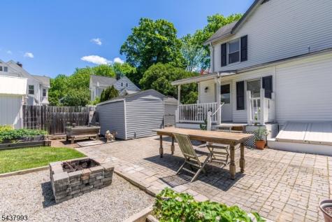 2 Overlook Avenue Peapack Gladstone NJ 07934