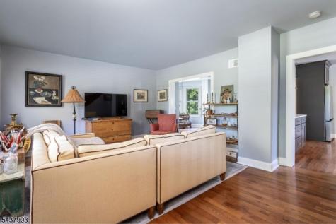 2 Overlook Avenue Peapack Gladstone NJ 07934