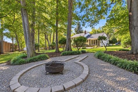 29 Addison Place Hohokus NJ 07423