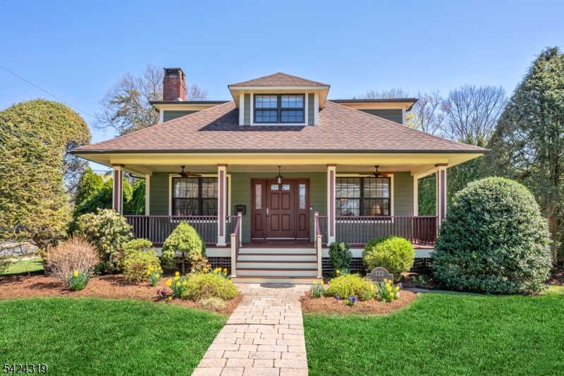 133 N Pleasant Avenue Ridgewood Village NJ 07450