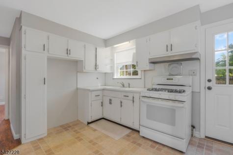 2727 Spruce Street Union NJ 07083