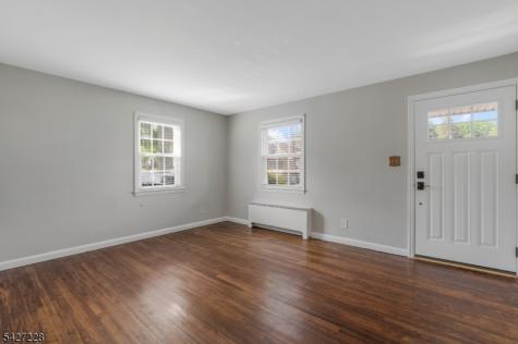 2727 Spruce Street Union NJ 07083