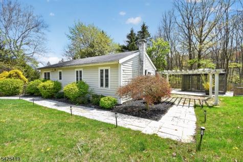 118 Hillside Terrace Lebanon NJ 07830