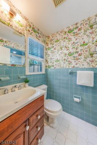 40 Delwick Lane New Providence NJ 07974
