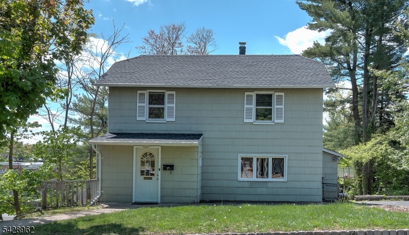 13 Hazel Avenue Livingston NJ 07039