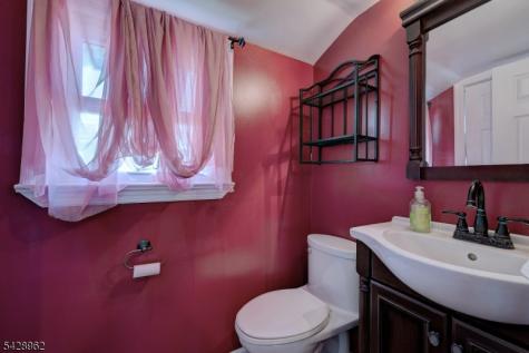 13 Hazel Avenue Livingston NJ 07039