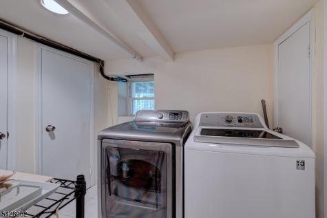 13 Hazel Avenue Livingston NJ 07039