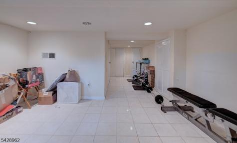 13 Hazel Avenue Livingston NJ 07039