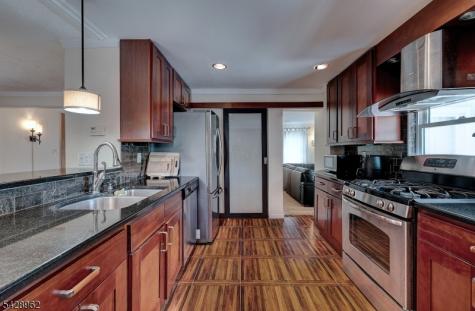 13 Hazel Avenue Livingston NJ 07039