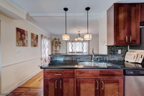 13 Hazel Avenue Livingston NJ 07039