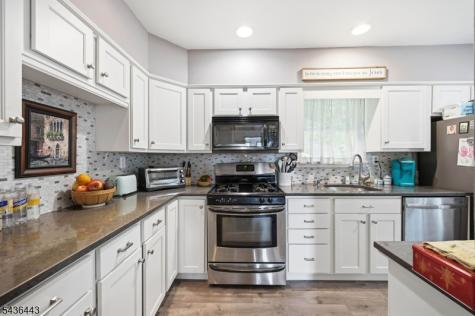 8 Ivan Road West Milford NJ 07480