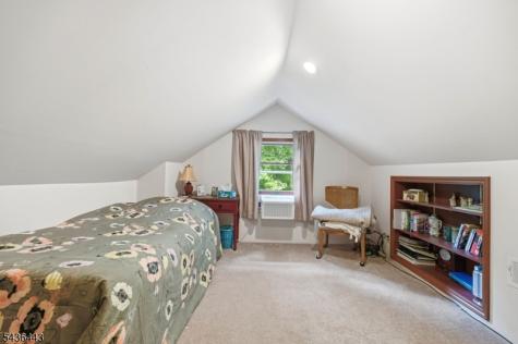 8 Ivan Road West Milford NJ 07480