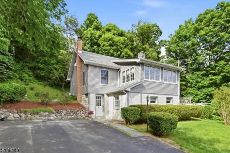 8 Ivan Road West Milford NJ 07480