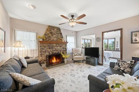 8 Ivan Road West Milford NJ 07480
