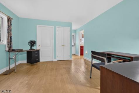 9 Woods Edge Court White NJ 07823