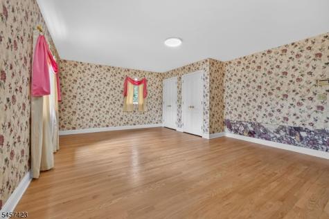 9 Woods Edge Court White NJ 07823