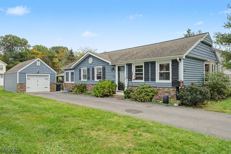 8 Yale Street Mount Olive NJ 07828