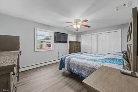8 Yale Street Mount Olive NJ 07828