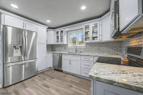 8 Yale Street Mount Olive NJ 07828